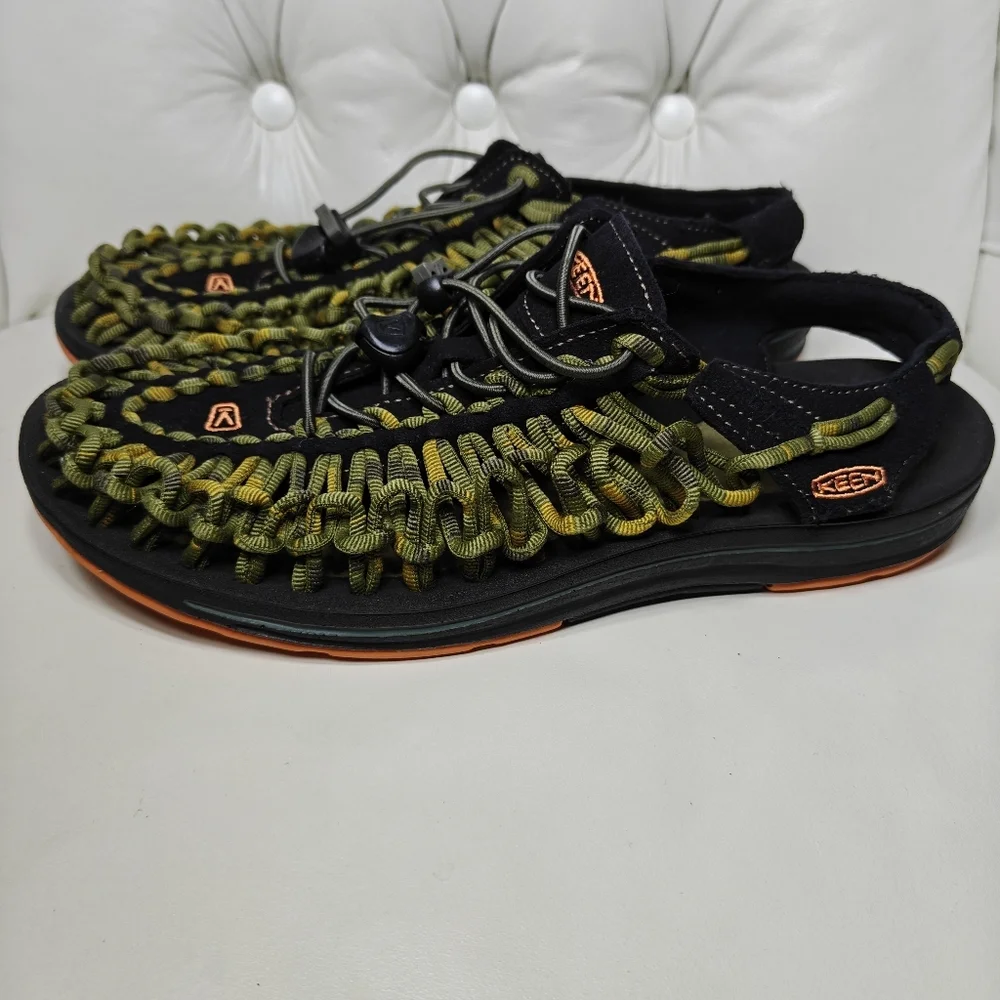 KEEN Uneek Bungee Cord Camo Green Black Braided Woven Sandals Men's Shoes Size 8